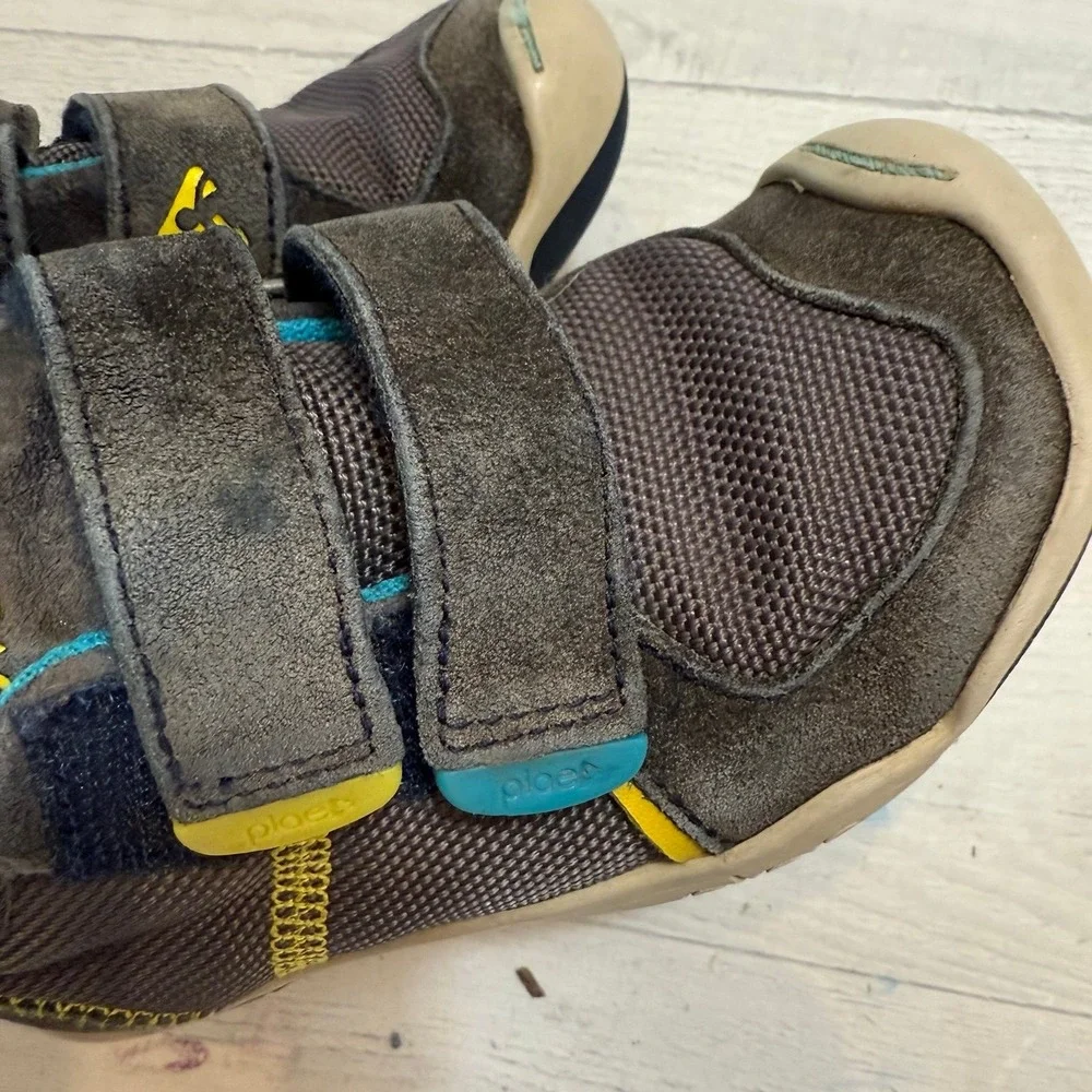 PLAE Ty toddler shoes grey little kids size 8